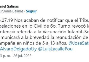 fallo reponiendo vacunación