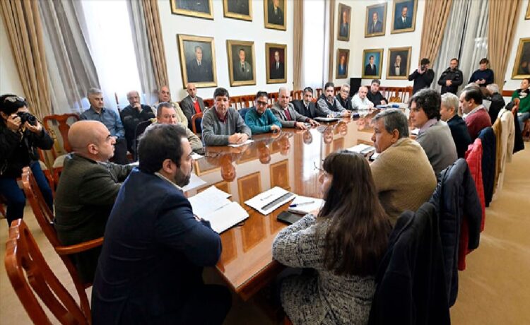 El Gobierno anunció un plan para evitar el colapso de la Caja de Jubilaciones