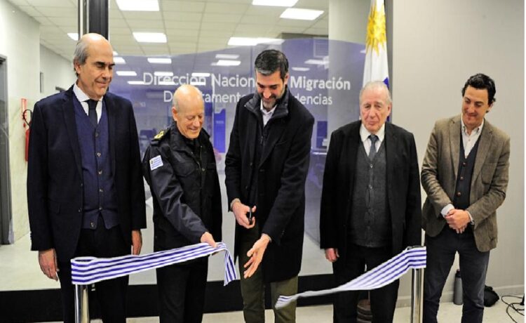 Más de 5.000 extranjeros solicitaron residencia uruguaya entre enero y mayo de 2024