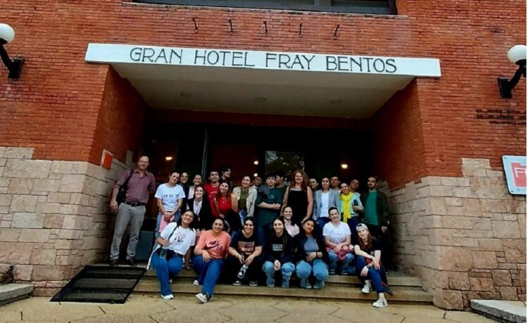 Estudiantes de Hotelería de la UADER de Gualeguaychú recorrieron Fray Bentos