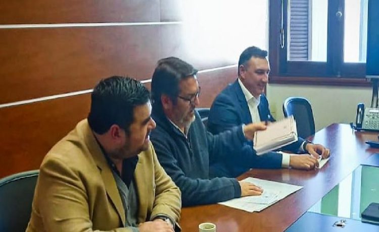 Guillermo Levratto se reunió junto a intendentes del litoral con el ministro de Economía, Gabriel Odonne