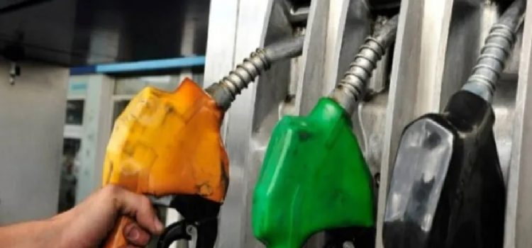 YPF aplicó otro aumento de naftas: es la tercera suba en lo que va del mes