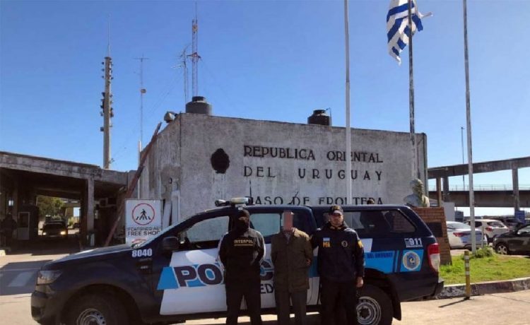 De regreso a su país: extradición al uruguayo detenido en Colón por abuso sexual tras alerta de Interpol