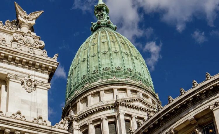 Quién es quién en las listas de candidatos para las bancas entrerrianas de Senadores y Diputados en el Congreso de la Nación