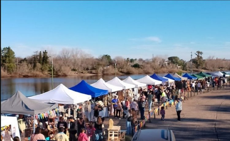 La Feria de las Manos regresa este domingo a la costanera de Gualeguaychú