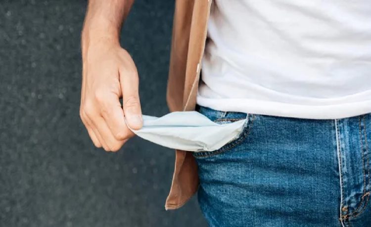 El 30% de los ocupados perciben menos de $ 25.000 al mes