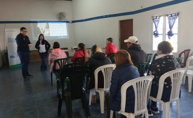Taller de empleo en Suburbio Sur: herramientas para fortalecer la inserción laboral