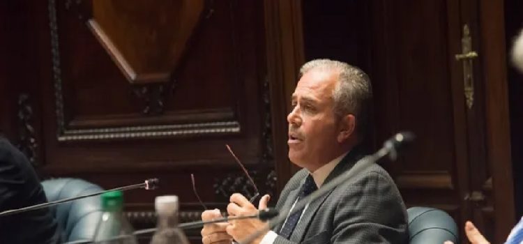 La bancada del Frente Amplio apunta contra Alfonso Lereté por haber realizado declaraciones político partidarias