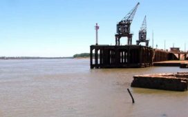 “Puertos que naufragan”. Fracasó el proyectado puerto de barcazas al norte de la represa y hay frustración en Salto