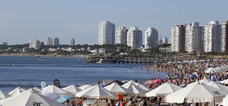 Punta del Este cerró la primera quincena del año con un incremento del gasto de los turistas y alerta a lo que ocurra en febrero