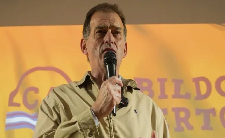 "El gobierno tiene que tener su presupuesto", dijo Guido Manini Ríos y aseguró que Cabildo Abierto tiene "la llave" en Diputados