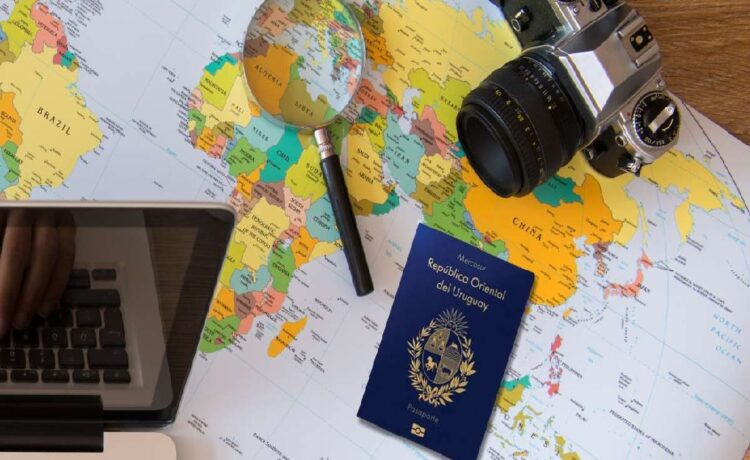 El pasaporte uruguayo entre los 25 mejores del mundo: ¿A qué países puede viajar sin visa?