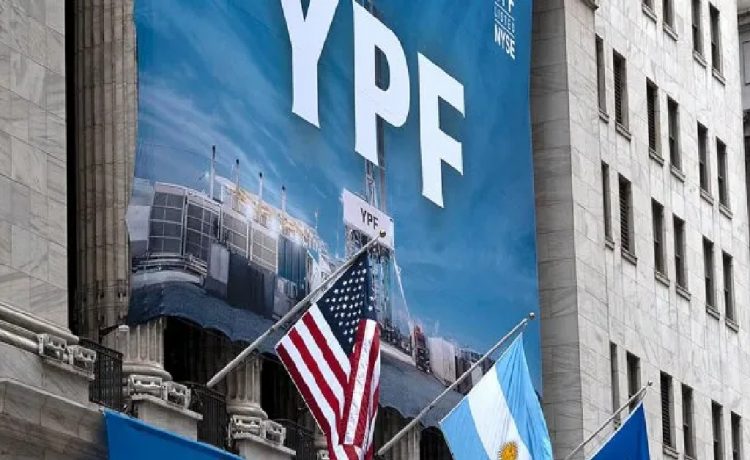 Uruguay apoyará a Argentina en la causa por YPF como "amicus curiae"