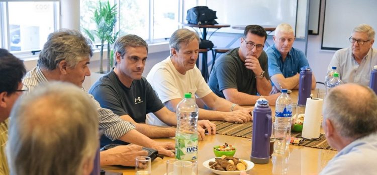Bahl y Michel estuvieron en la Cooperativa Agropecuaria de Aranguren y destacaron su aporte al desarrollo productivo de la provincia