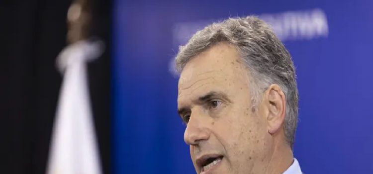 Yamandú Orsi festejó el descuento del Imesi a combustibles en frontera pero llamó a la "elasticidad" y "dinamismo"