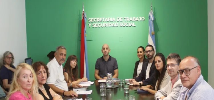 Paritaria estatal entrerriana: el gobierno ofreció $50.000 por mes y los gremios lo rechazaron en el momento