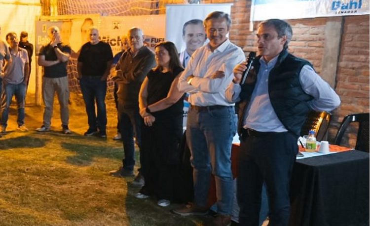 Bahl y Michel mantuvieron un encuentro con miembros de la fuerza policial, retirados y familiares