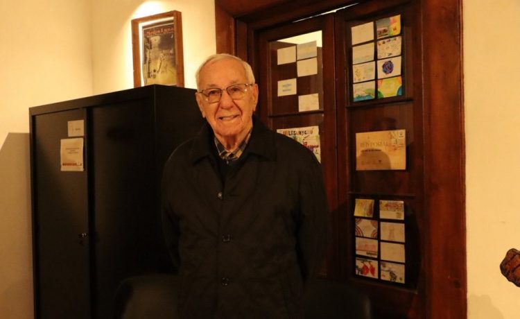 Apertura de sobres y anuncio del ganador del Certamen Literario Municipal Guillermo S. Ledri