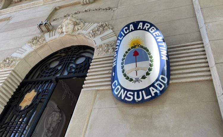 Este domingo los argentinos habilitados pueden votar en el Consulado en Salto