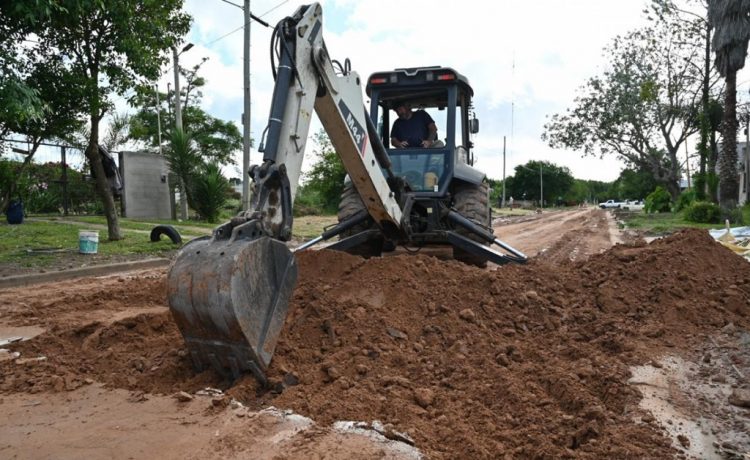Realizan los trabajos previos para el asfaltado de más de 400 metros de Gervasio Méndez