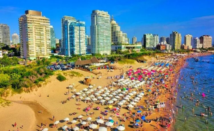 Con mayor conectividad y la mira puesta en los argentinos, el turismo espera una mejor temporada de verano