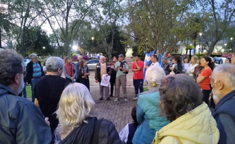Convocan a una “asamblea urgente” en Colón, luego de la firma del memorando de Uruguay y HIF