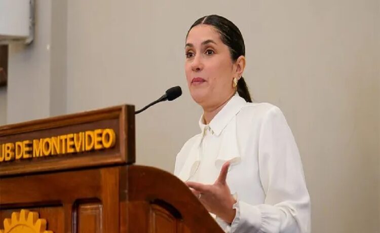 El Partido Colorado solicitó a Virginia Cáceres que renuncie a la ANEP para ser candidata en Montevideo