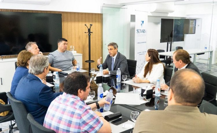 Legisladores nacionales peronistas se reunieron con dirigentes de la CGT