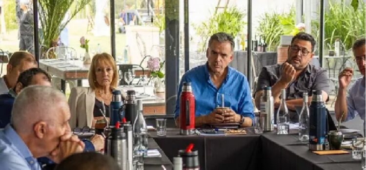 El gobierno electo de Orsi sigue definiendo nombres para las instituciones estatales