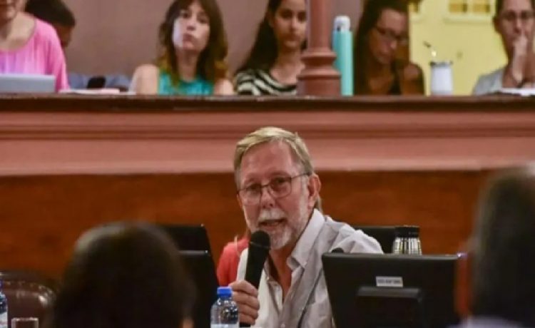 Bahillo: “Frigerio tiene que instalar la reforma de la Constitución porque no tiene otra cosa que mostrar”