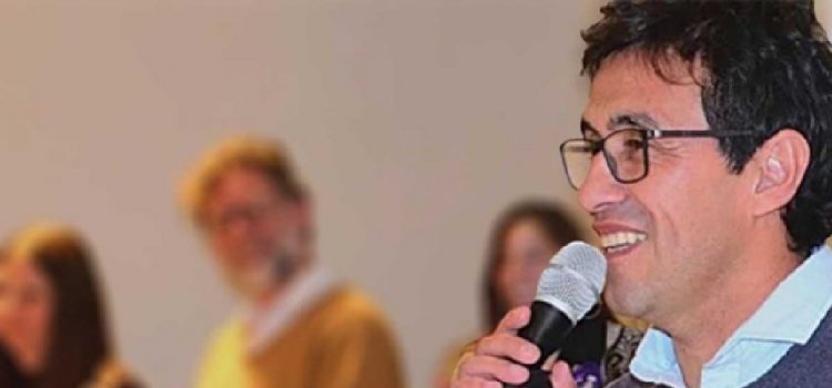 Antivero aseguró que muchos docentes necesitan un segundo empleo para subsistir. Las paritarias, en veremos