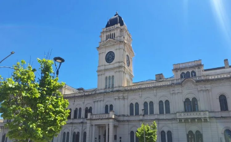 Contratos caídos en el Estado provincial: hay delegados de ATE y trabajadores de hasta 18 años de antigüedad