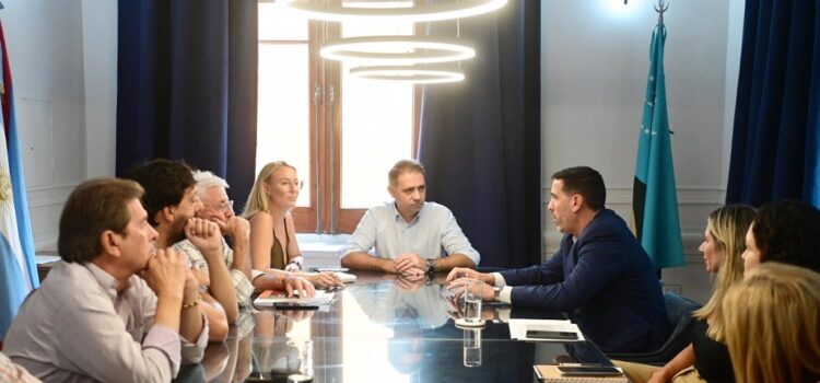Davico se reunió con el decano de UADER para trabajar sobre la oferta académica de la ciudad