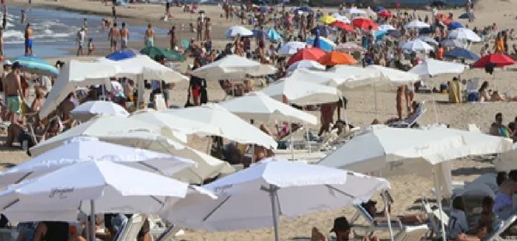 Punta del Este transita la segunda quincena entre la preocupación por el dólar y la fuerza del turismo interno