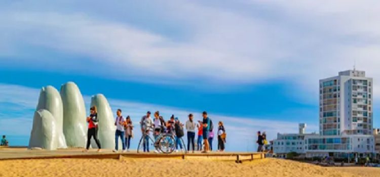 La Cámara de Turismo alerta por el atraso cambiario y reclama medidas para mejorar la competitividad