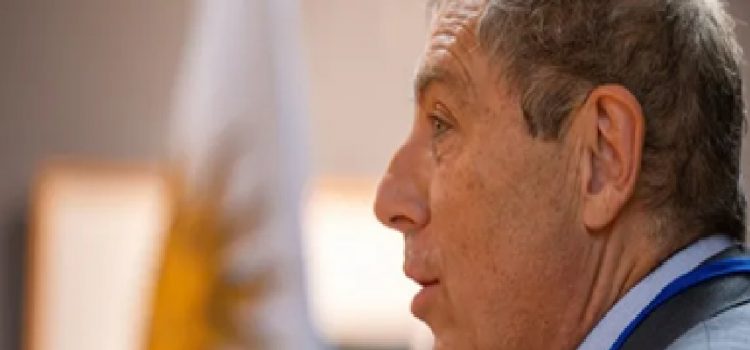 El titular del Ministerio de Economía y Finanzas Gabriel Oddone se hizo presente en el evento Agro en Punta y habló sobre la competitividad del país.