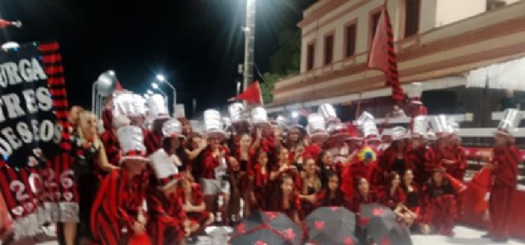 Tres deseos, la pasión y la pulsión de una murga popular