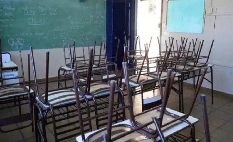 Los docentes adhieren al paro de la CGT y no habrá clases este jueves en la provincia