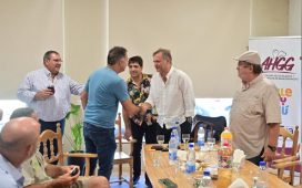 El Gobierno y el sector turístico definen estrategias para el resto del año