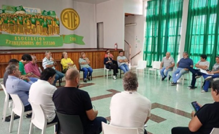 La Intersindical: “No vamos a aportar ni debatir si no hay un proyecto”
