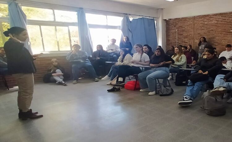 Se realizó una Feria Educativa en Young