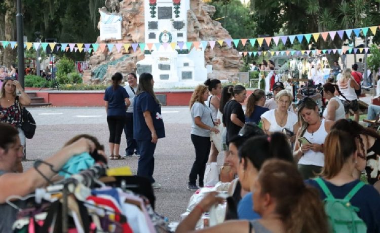 Vuelven los espacios de encuentro vecinal en Plaza San Martín