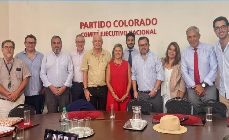 El Partido Colorado se comprometió a defender en el Parlamento los "logros alcanzados" por el gobierno de coalición