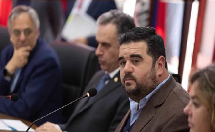 Nicolás Olivera se reúne con Fernanda Cardona en medio de las alertas por el empleo en Paysandú