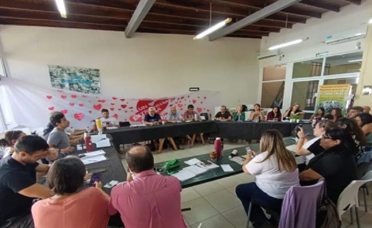 Agmer exigió a la Provincia una convocatoria urgente a discutir salarios “dignos”