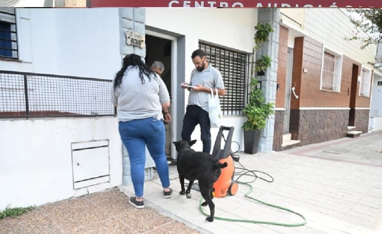 Prevención activa y vacunación de perros y gatos para proteger la salud y el equilibrio ecológico