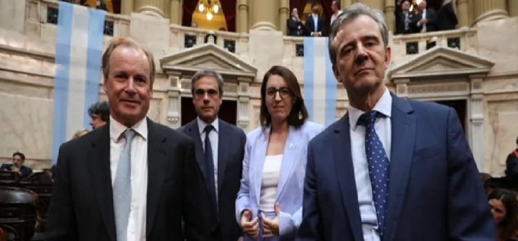Una radiografía de los despachos entrerrianos en el Congreso: quiénes son los asesores de cada Diputado y Senador