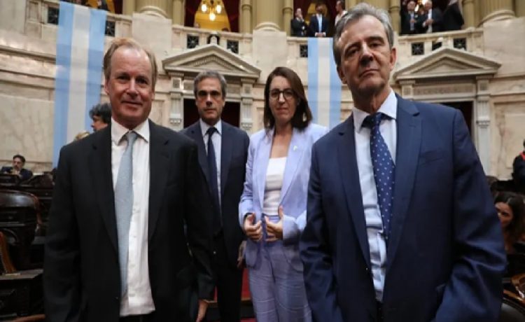 Una radiografía de los despachos entrerrianos en el Congreso: quiénes son los asesores de cada Diputado y Senador