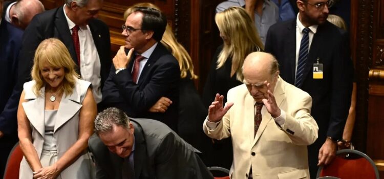 Referente del PC dijo que es “injustificable y vergonzoso” que diputados colorados “se olviden” de Sanguinetti