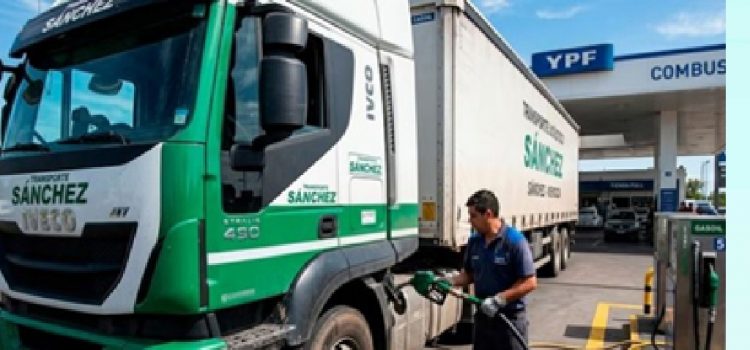 combustibles Transportistas alertan por el “desproporcionado aumento del combustible”